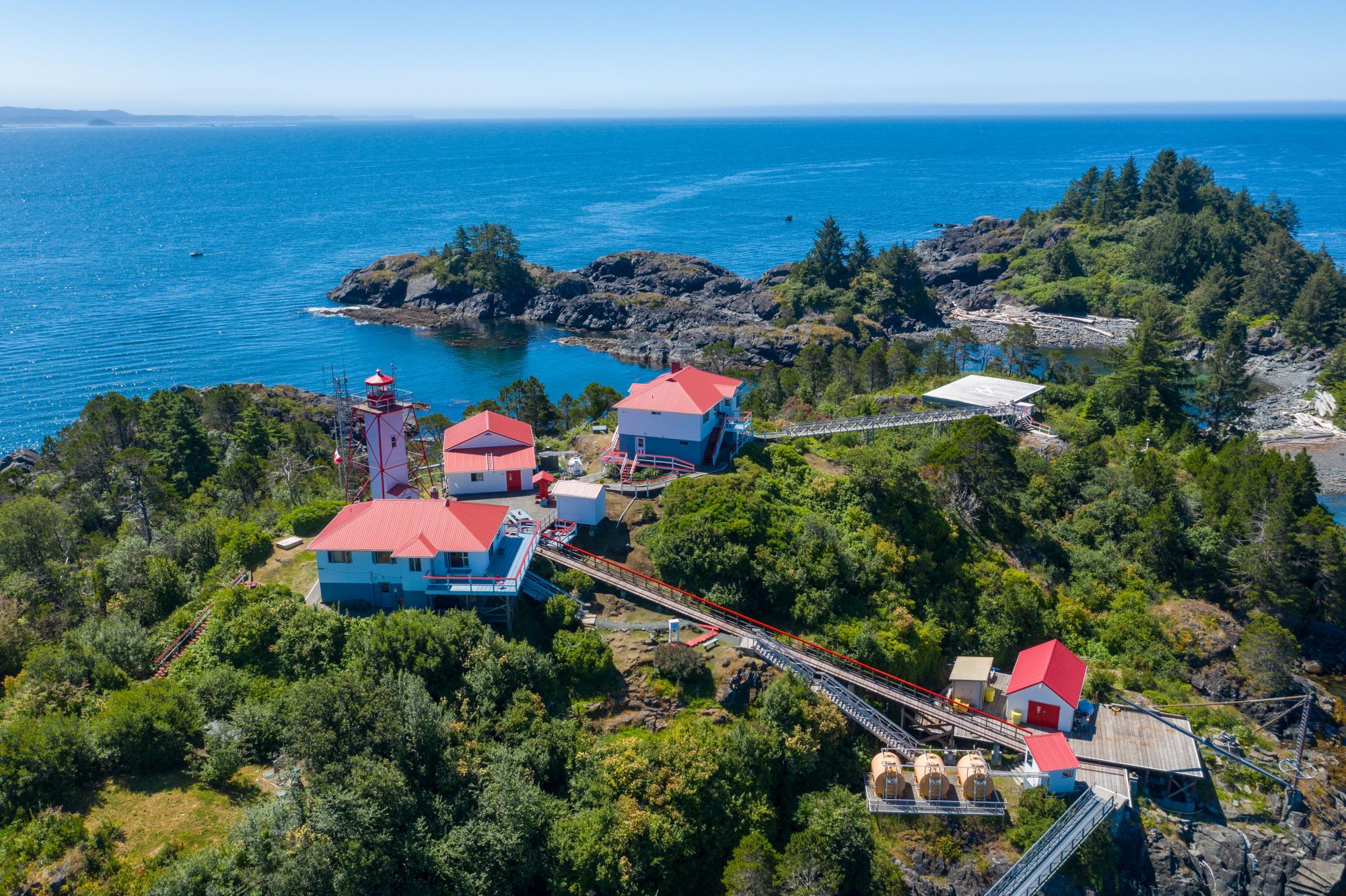 Nootka Sound - Nootka Wilderness Lodge